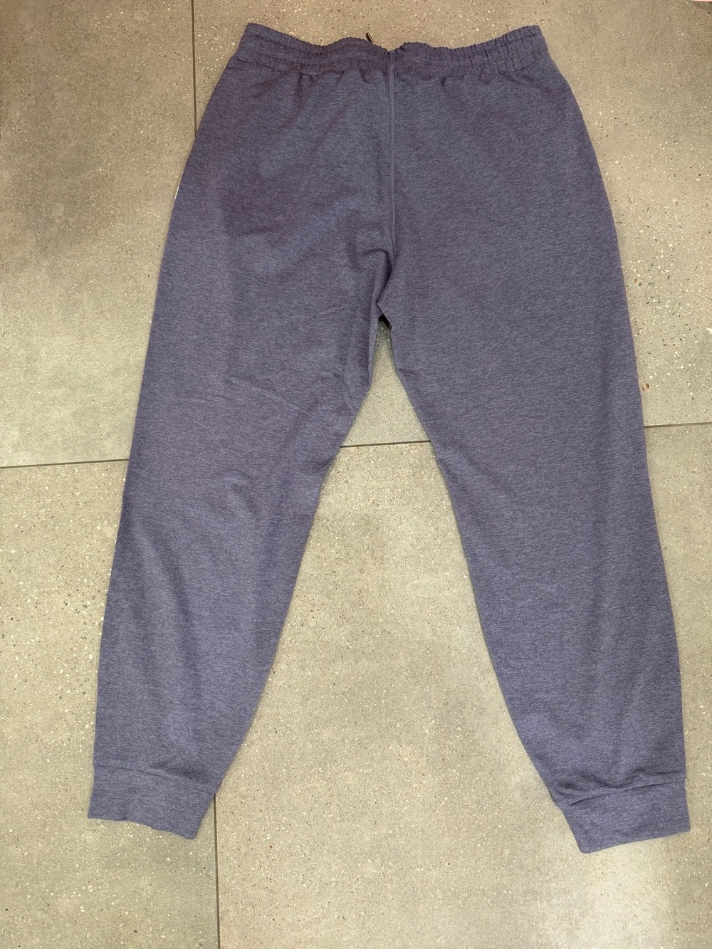 Vuori Performance Joggers - Picture 6 of 6